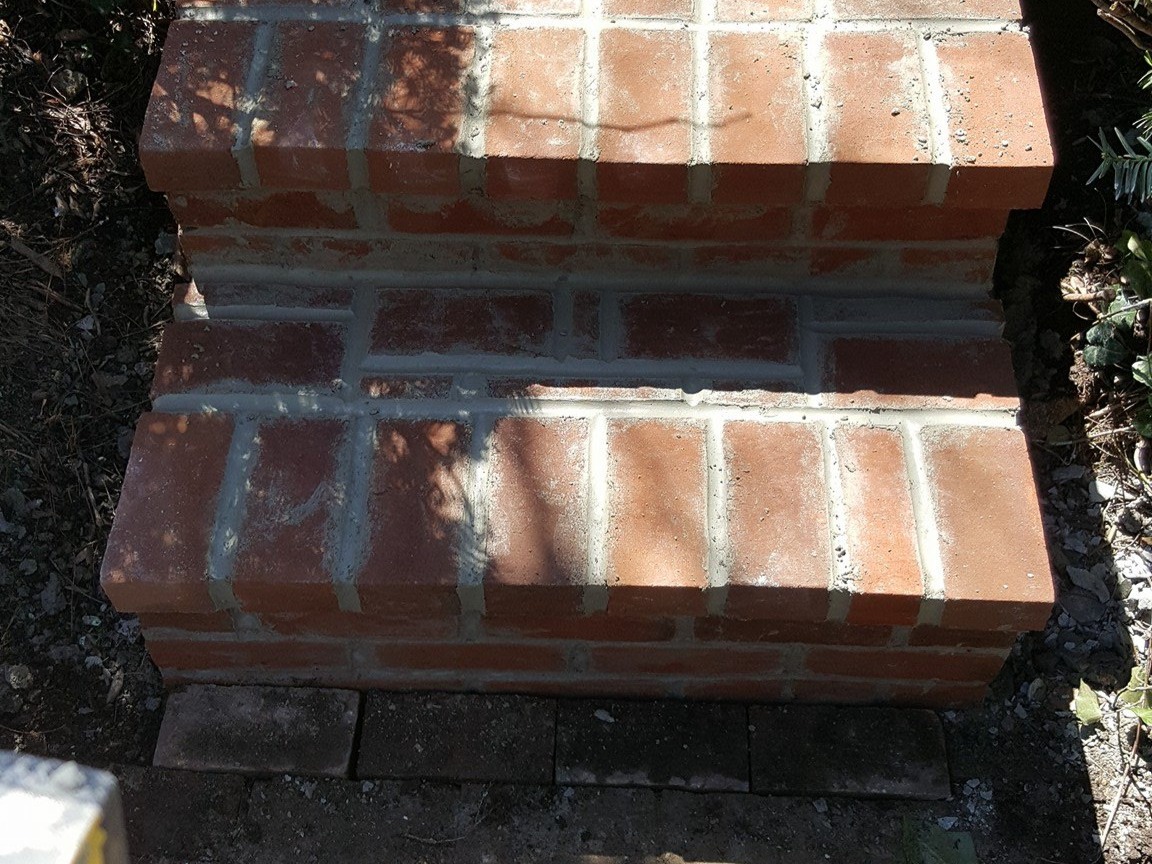 MR. TAPIA LANDSCAPING