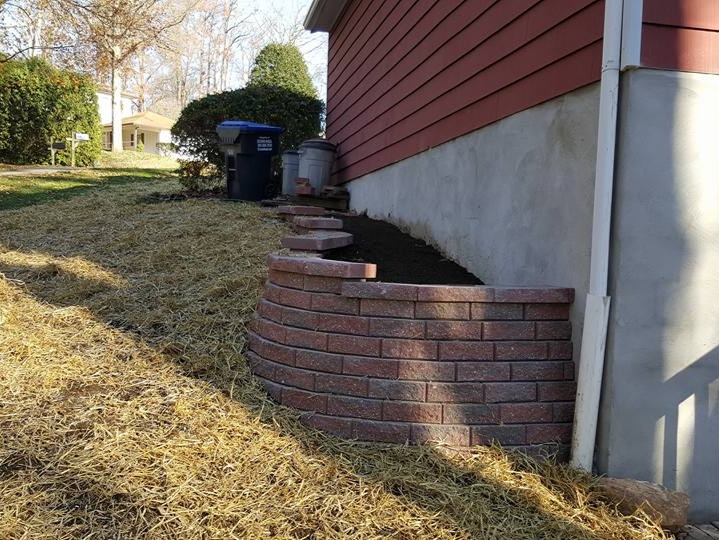 MR. TAPIA LANDSCAPING