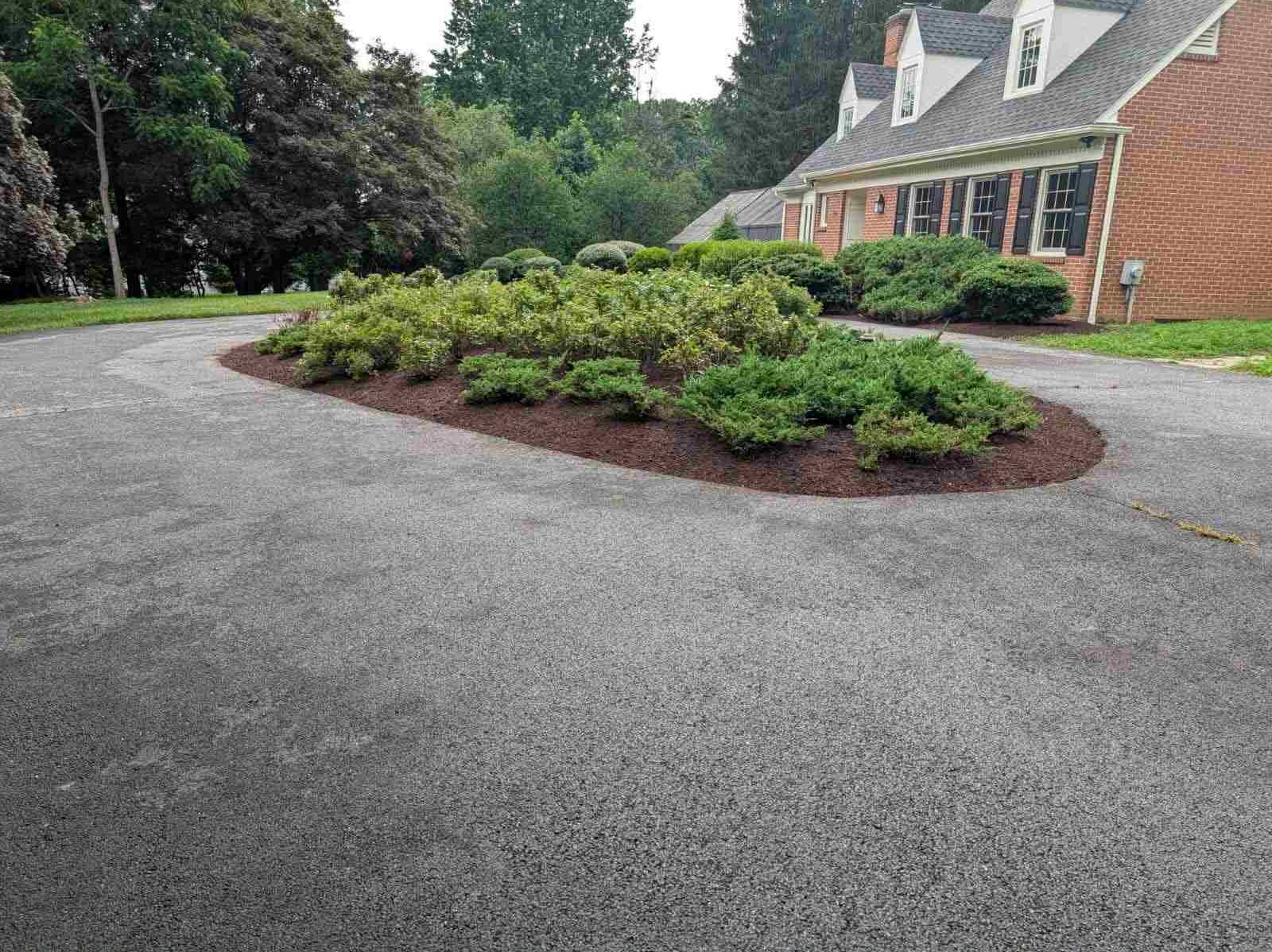 MR. TAPIA LANDSCAPING